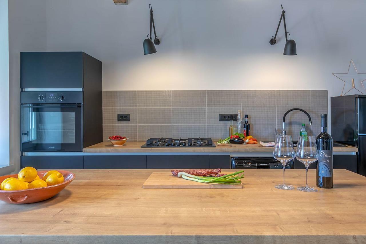 Apartman Bjork Pula Extérieur photo