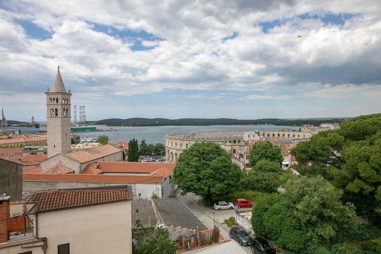 Apartman Bjork Pula Extérieur photo